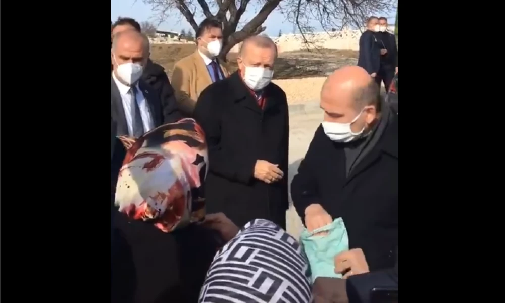 Ο Ερντογάν στέλνει αστροναύτες στο διάστημα και ο λαός πεινάει